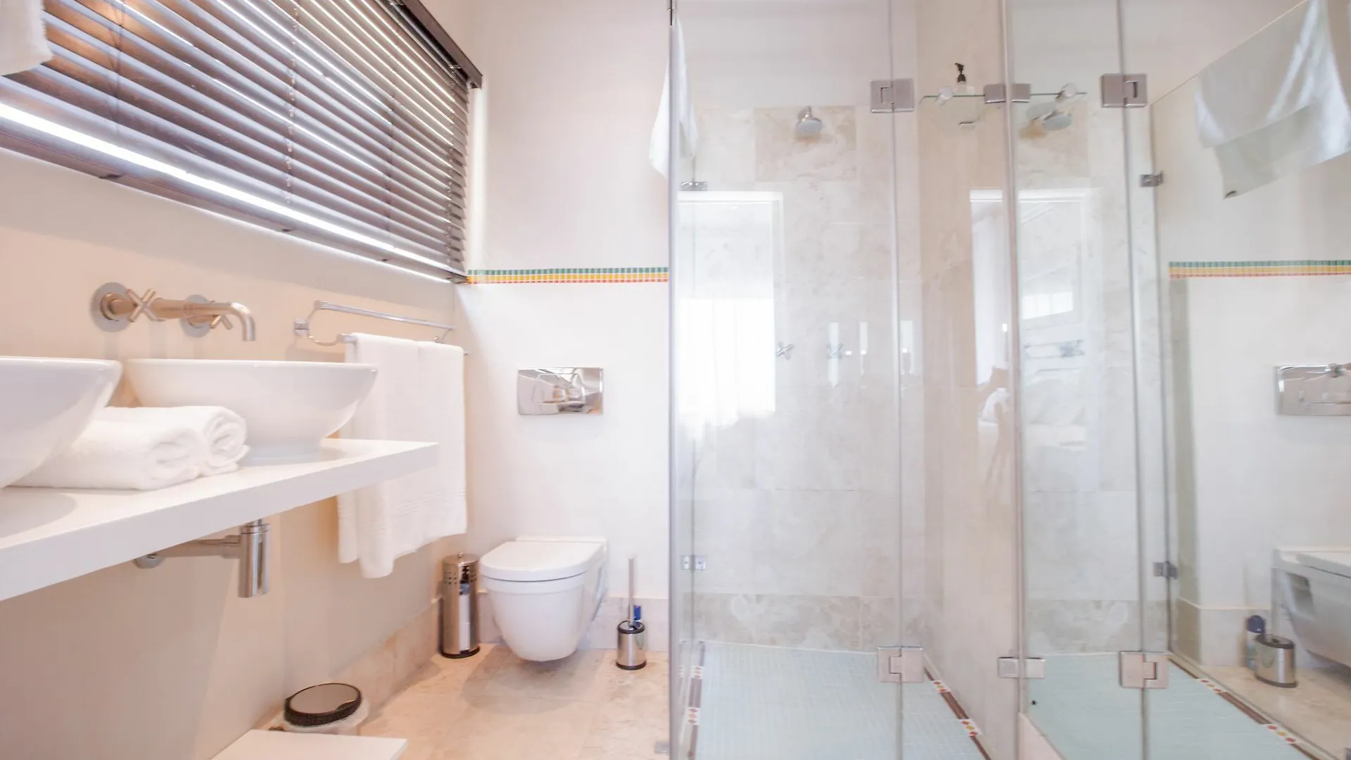 Finchley Guesthouse In Camps Bay Le Cap Maison d'hôtes