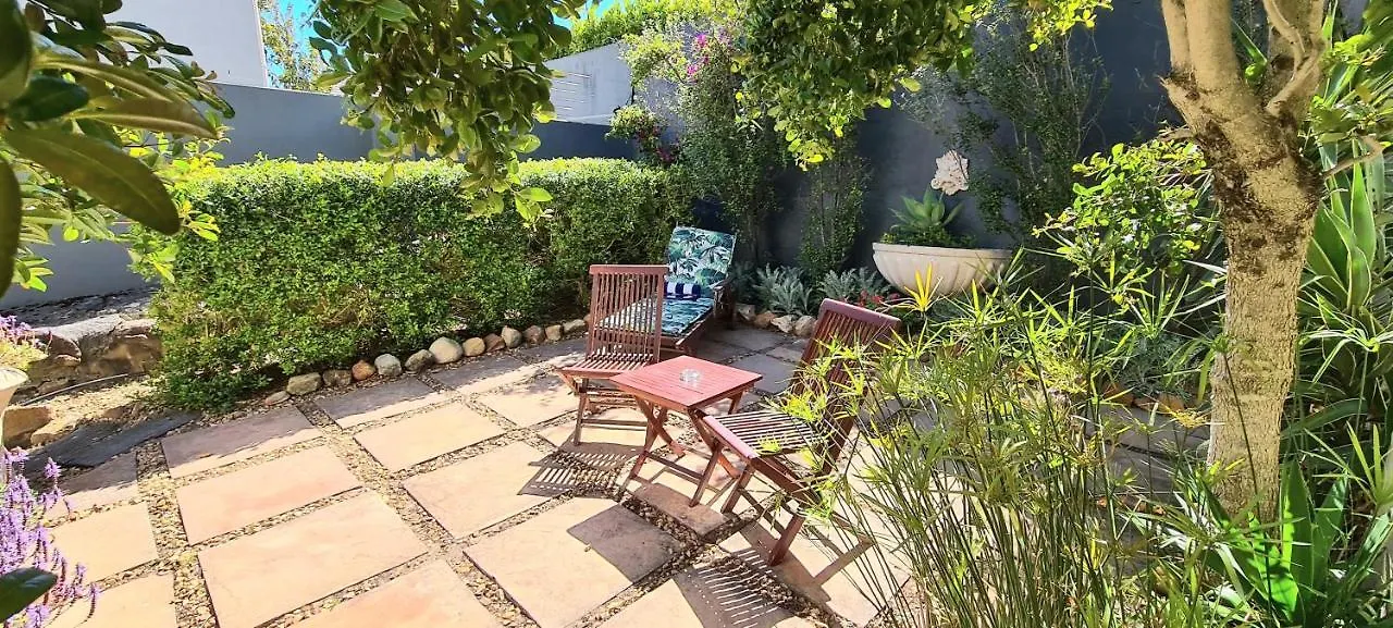 Finchley Guesthouse In Camps Bay Le Cap Maison d'hôtes
