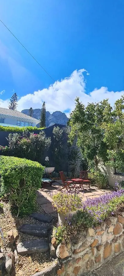Finchley Guesthouse In Camps Bay Le Cap Maison d'hôtes