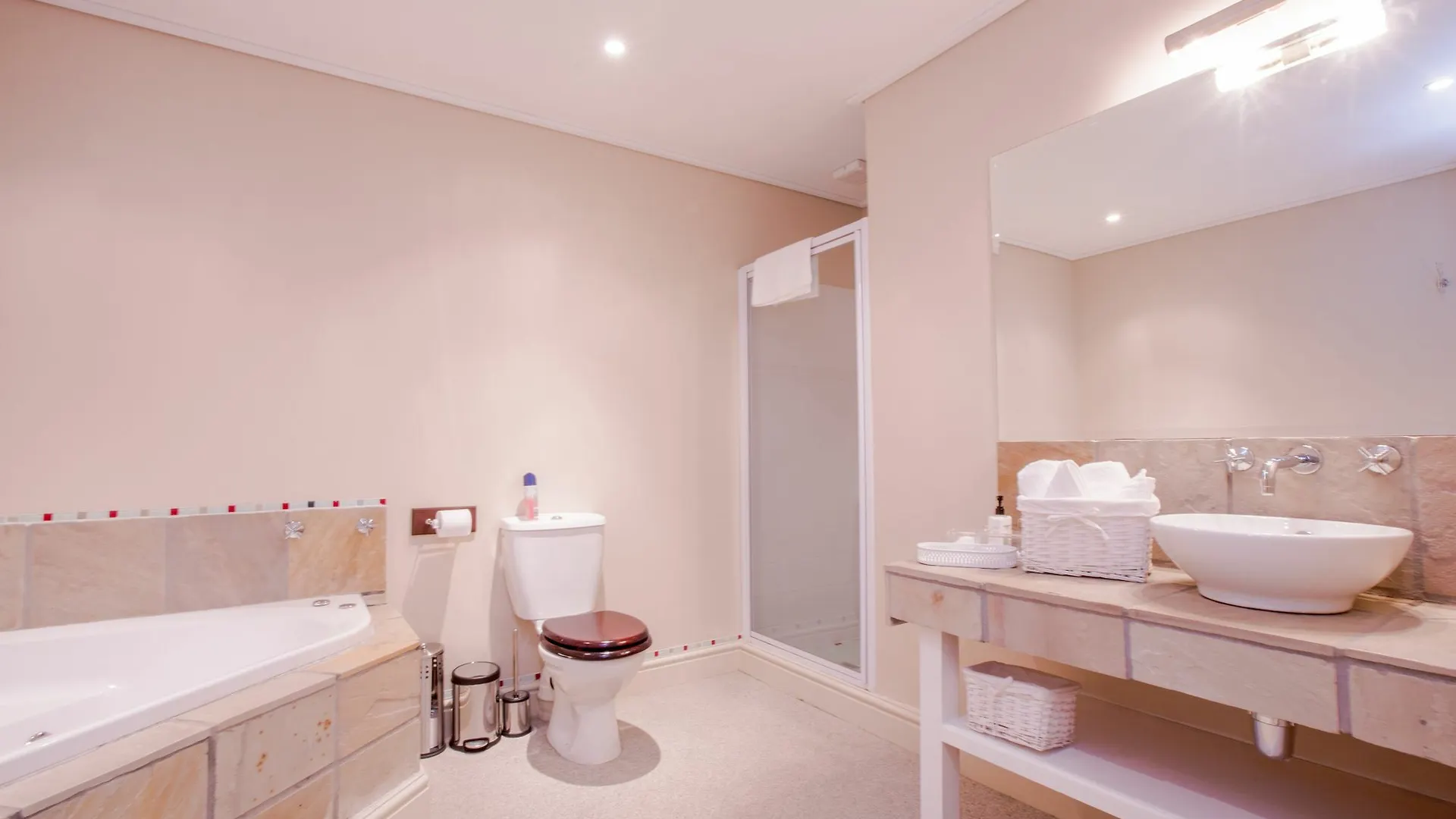 Finchley Guesthouse In Camps Bay Le Cap